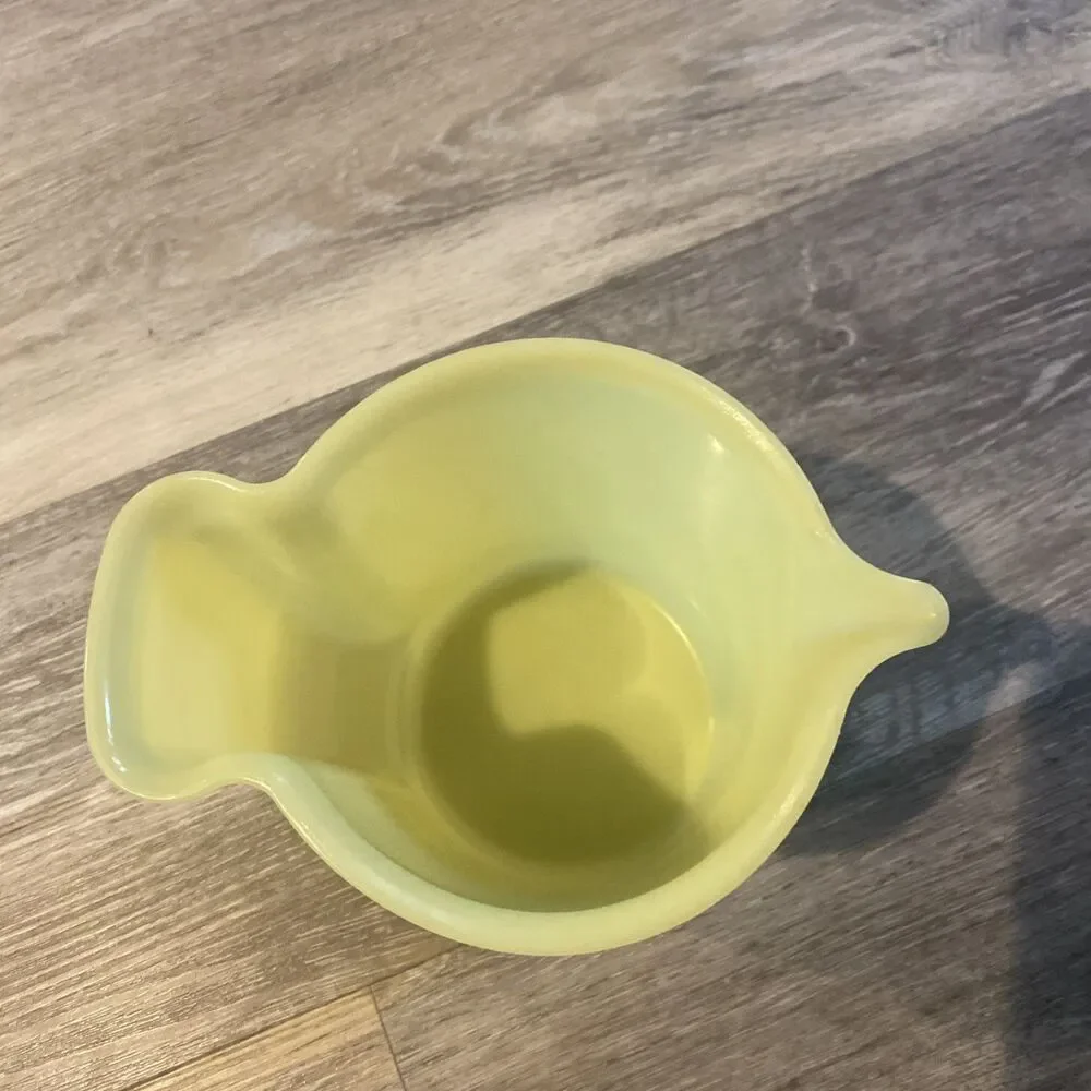 TUPPERWARE CREAMER PITCHER #131-1 FLIP TOP 131-2 1954- Millionaire Line Vtg